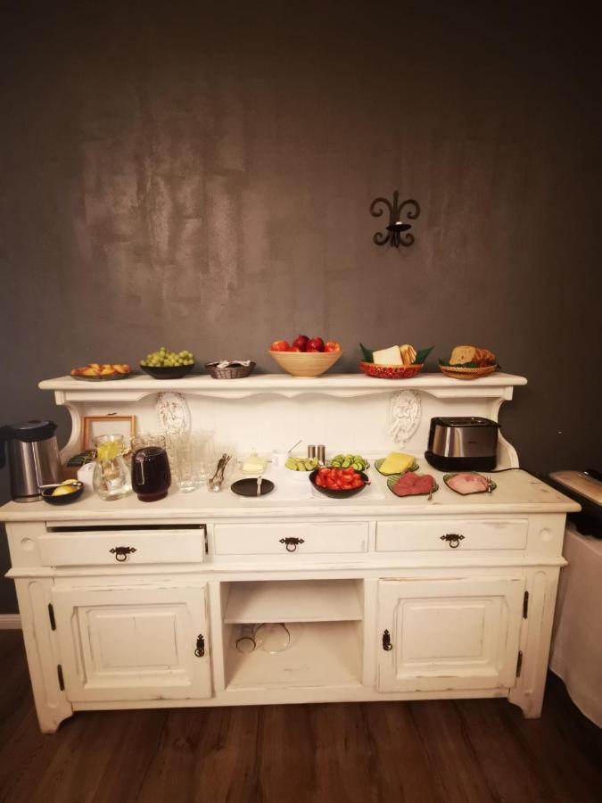 Hotel Karklu Muiza Jelgava Bagian luar foto