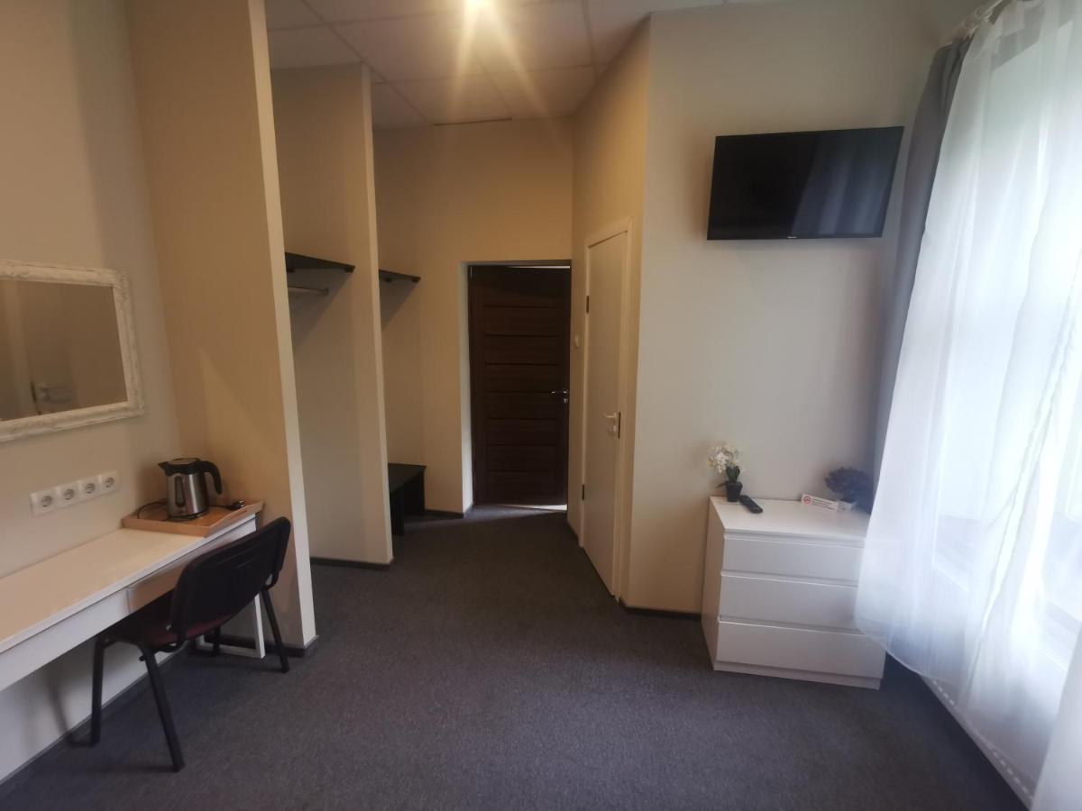 Hotel Karklu Muiza Jelgava Bagian luar foto