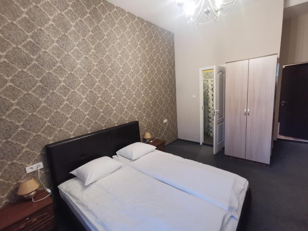 Hotel Karklu Muiza Jelgava Bagian luar foto