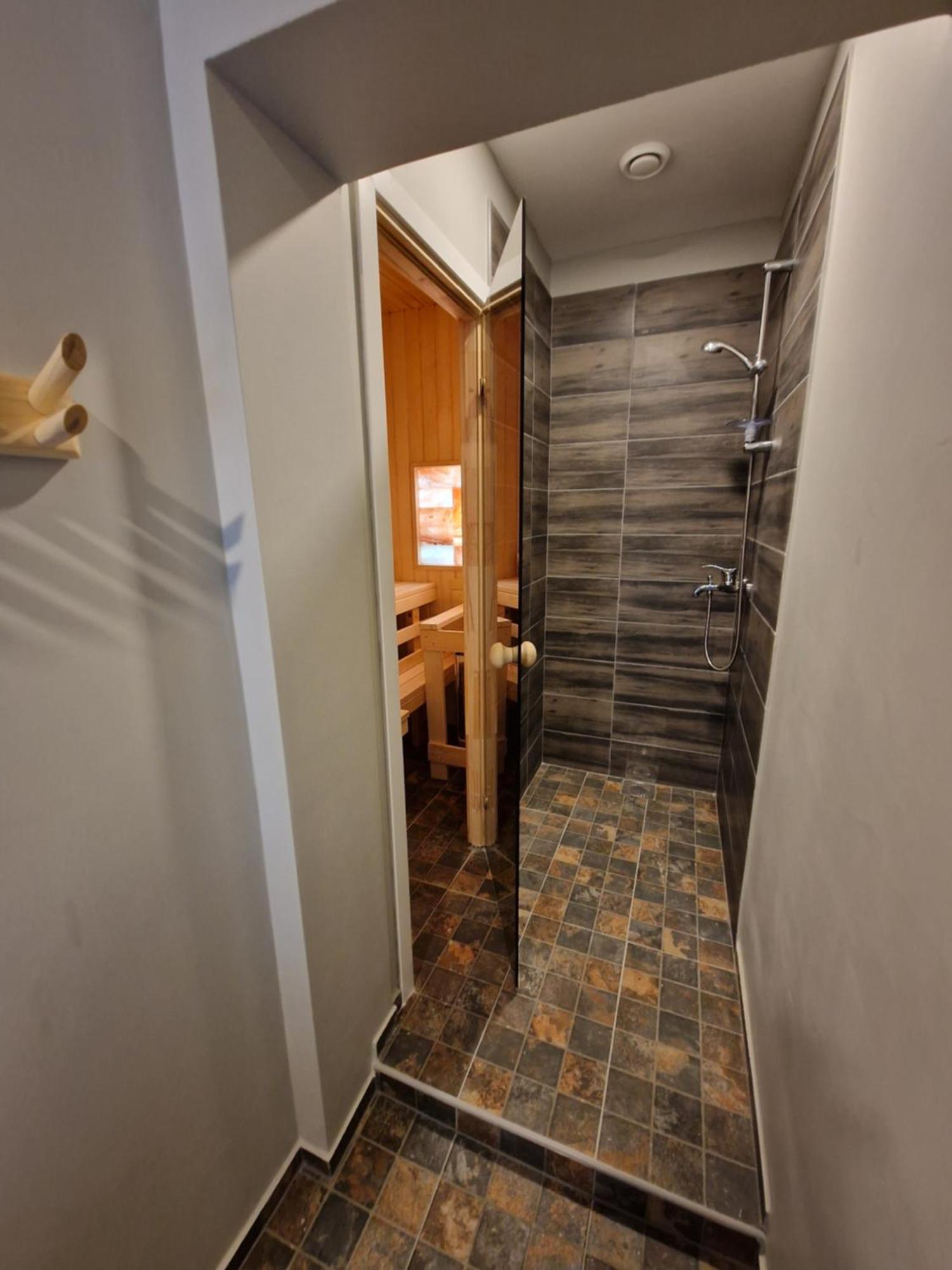 Hotel Karklu Muiza Jelgava Bagian luar foto